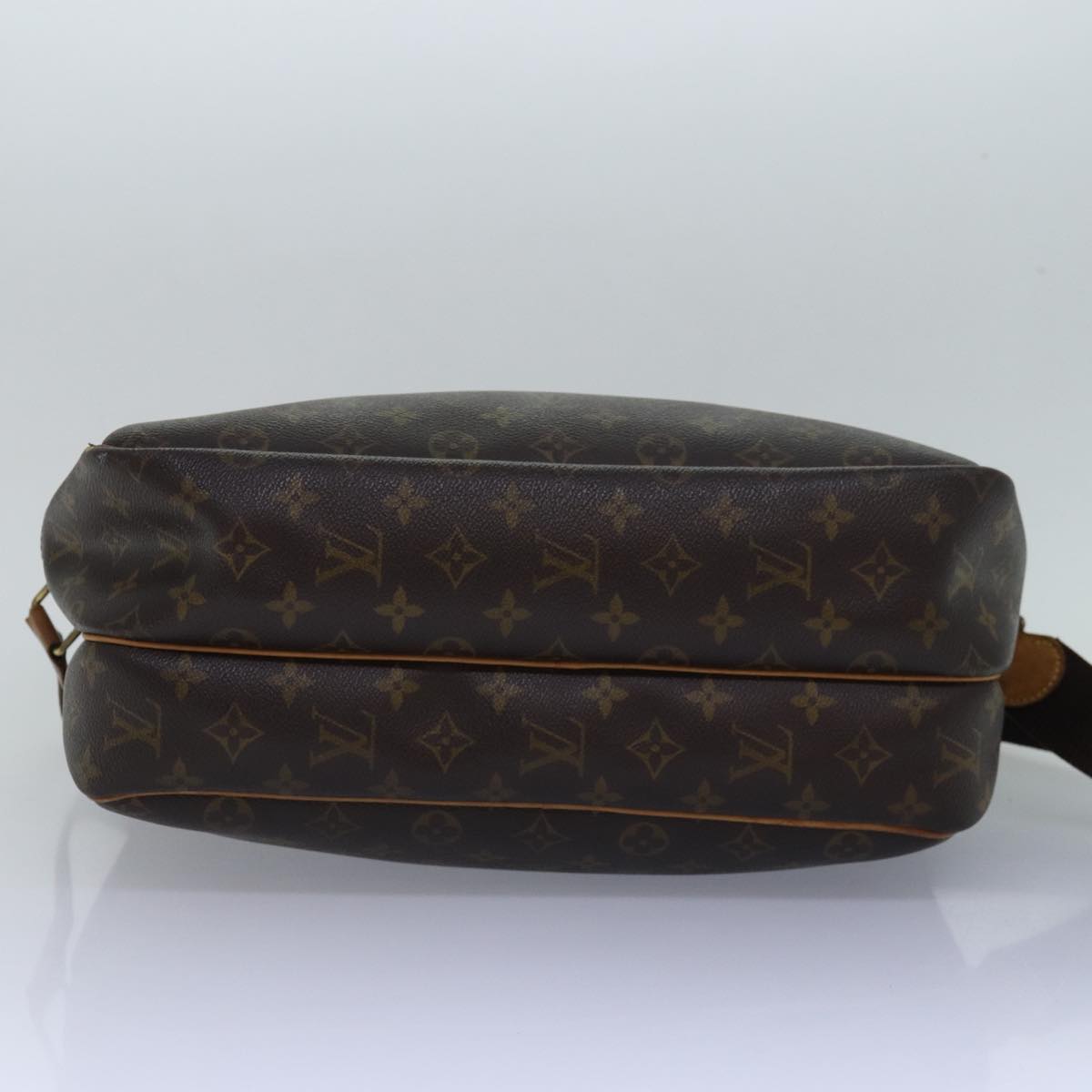 LOUIS VUITTON Monogram Reporter GM Shoulder Bag M45252 LV Auth 79270