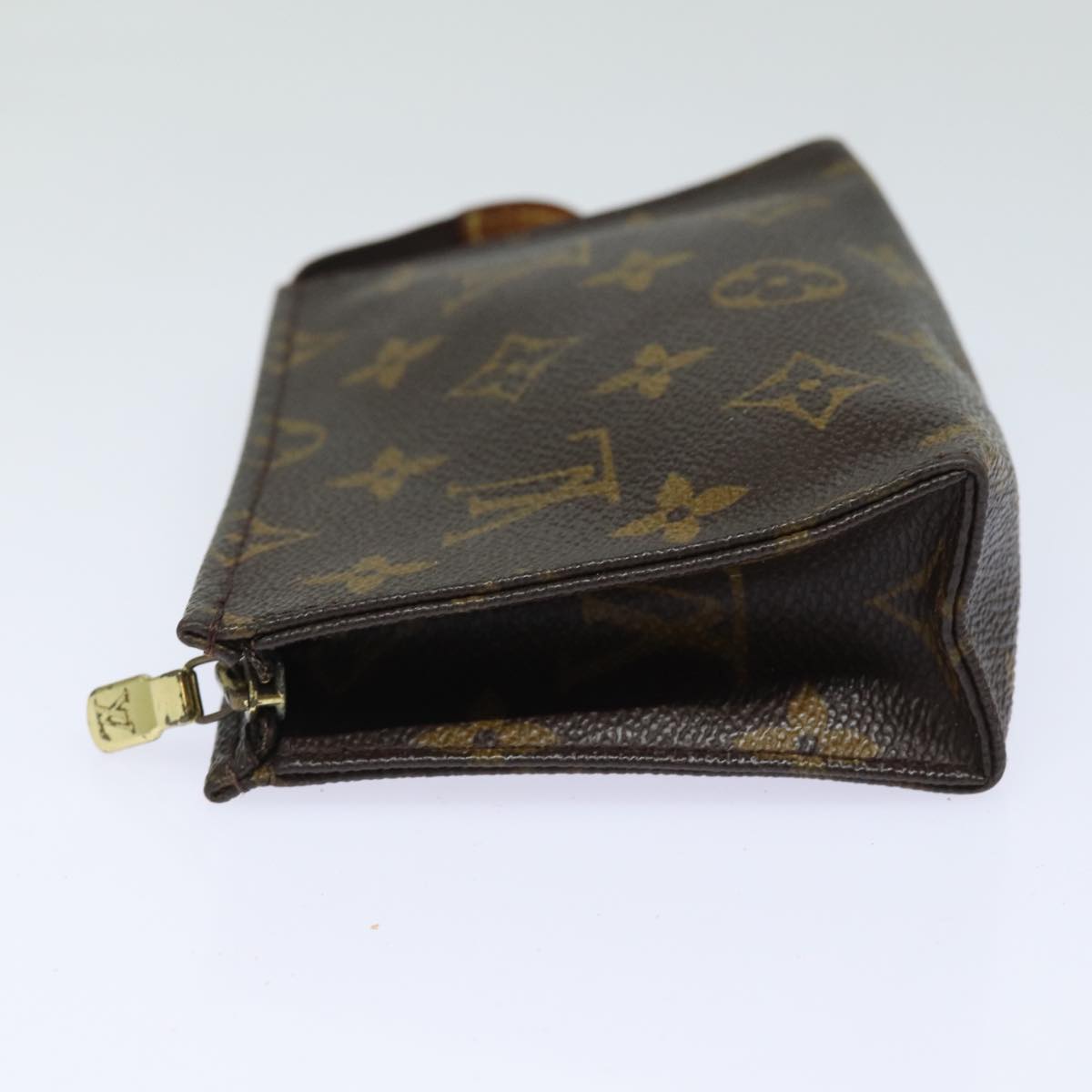 LOUIS VUITTON Monogram Poche Toilette 15 Pouch M47546 LV Auth 79335