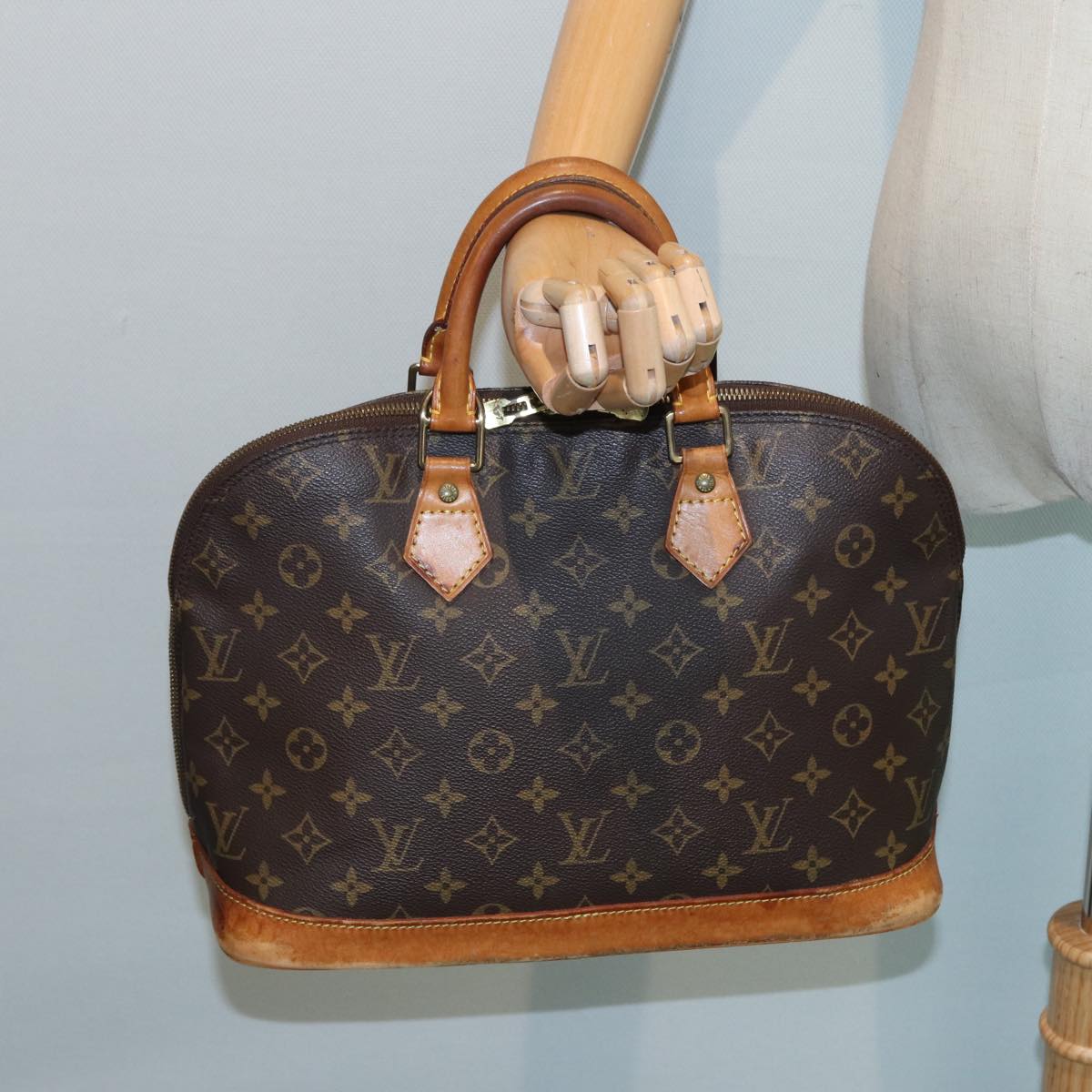 LOUIS VUITTON Monogram Alma Hand Bag M51130 LV Auth 79344