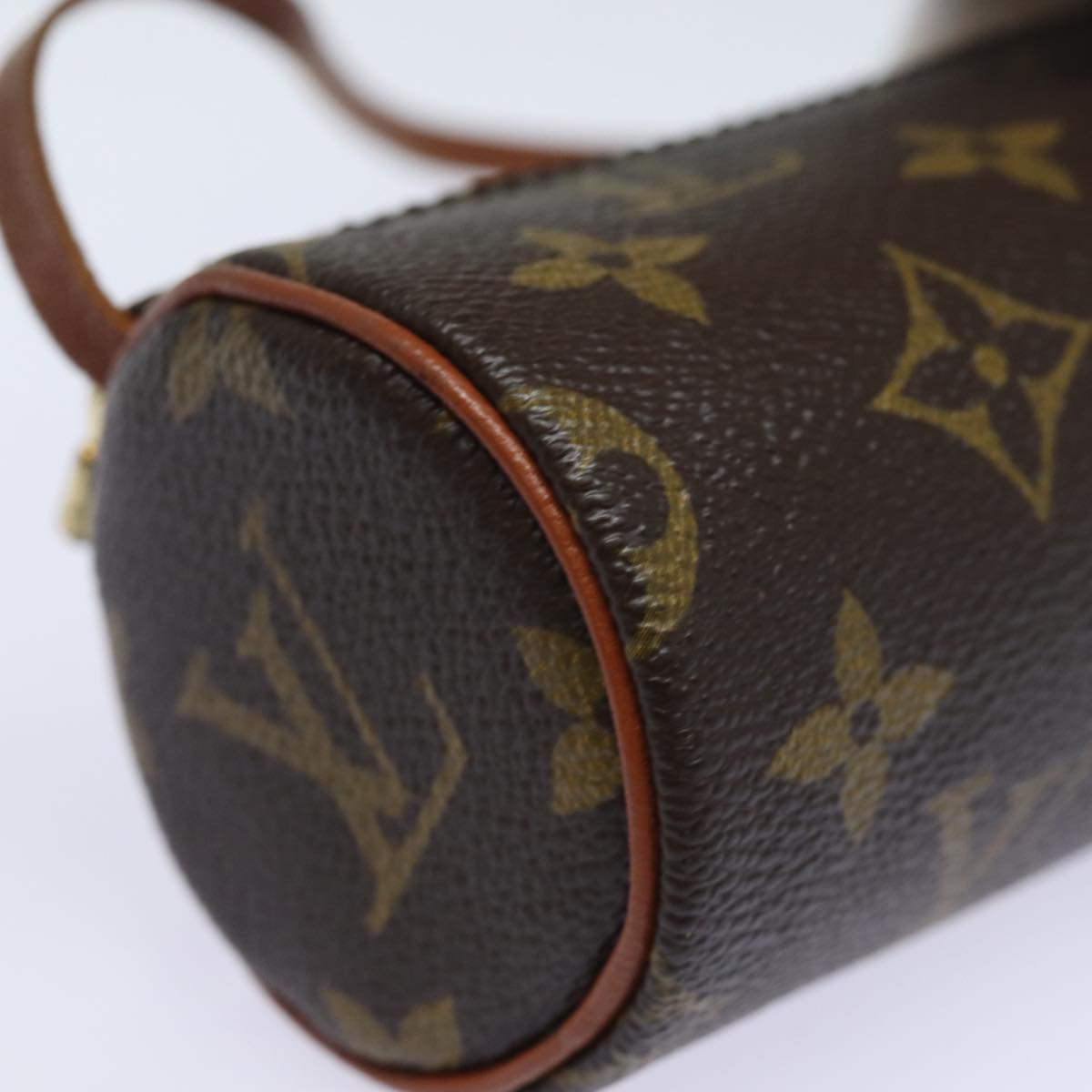 LOUIS VUITTON Monogram Papillon Pouch Pouch LV Auth 79350