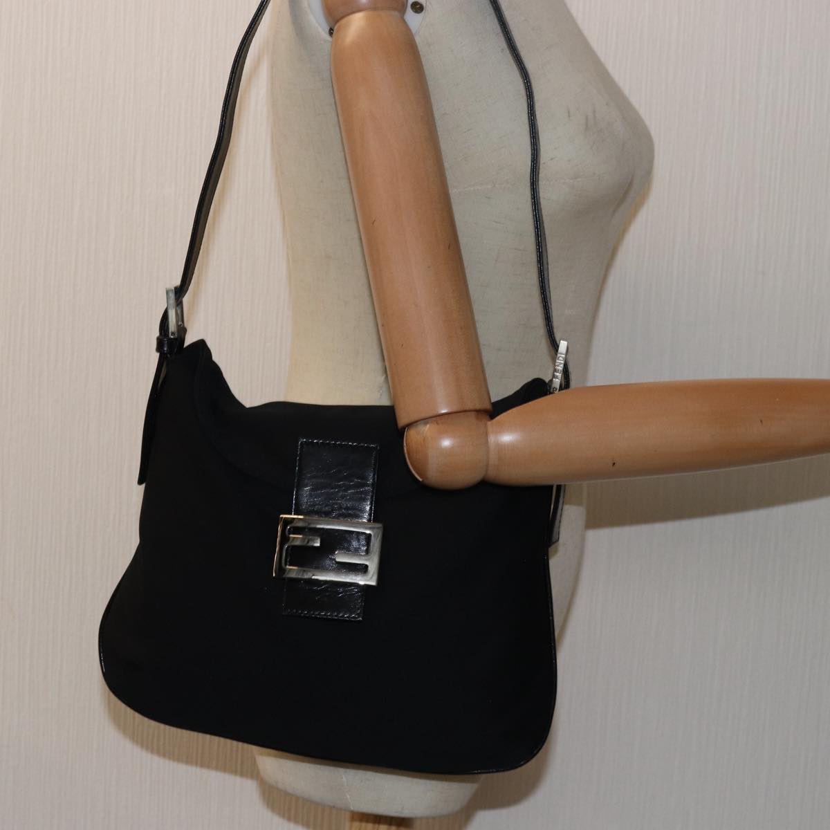 FENDI Mamma Baguette Shoulder Bag Nylon Black Auth 79364