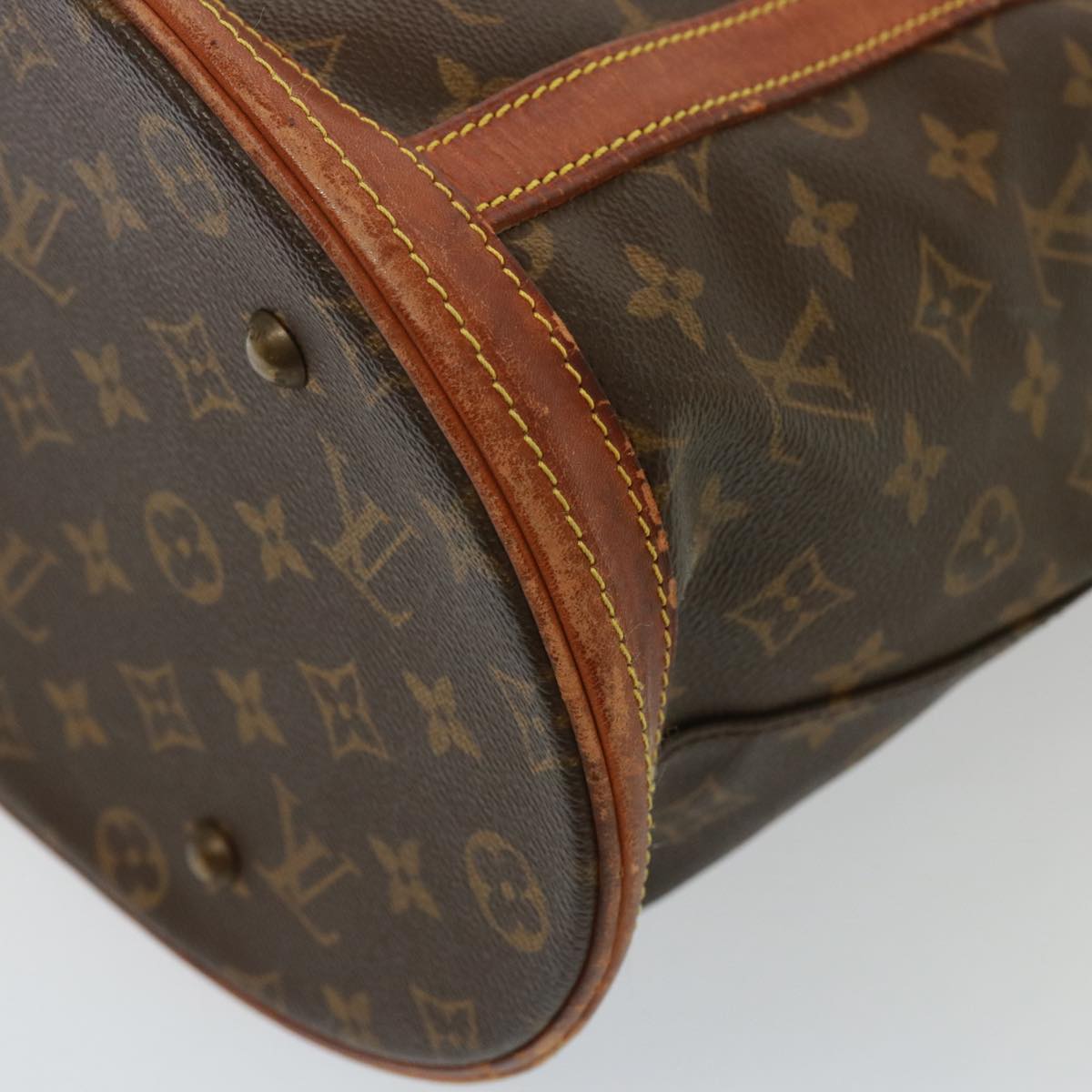 LOUIS VUITTON Monogram Bucket GM Shoulder Bag M42236 LV Auth 79372