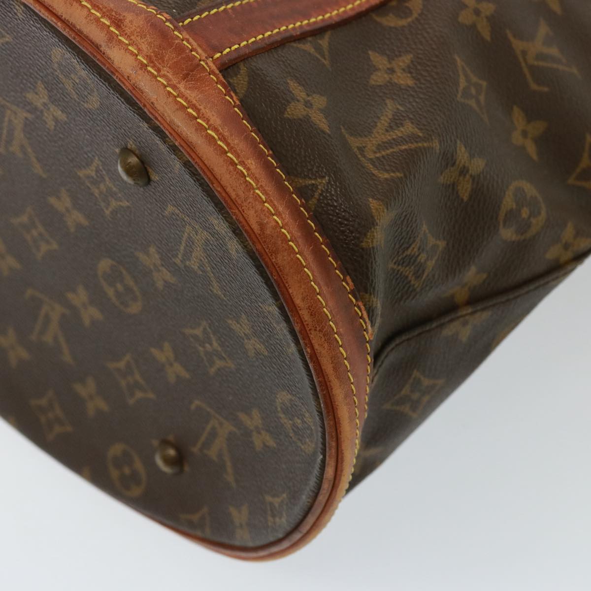 LOUIS VUITTON Monogram Bucket GM Shoulder Bag M42236 LV Auth 79372