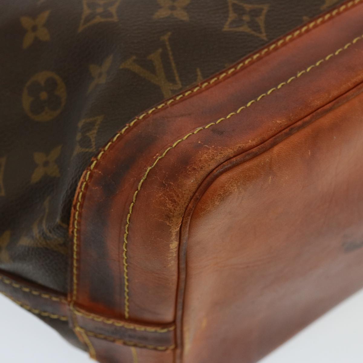 LOUIS VUITTON Monogram Noe Shoulder Bag M42224 LV Auth 79377