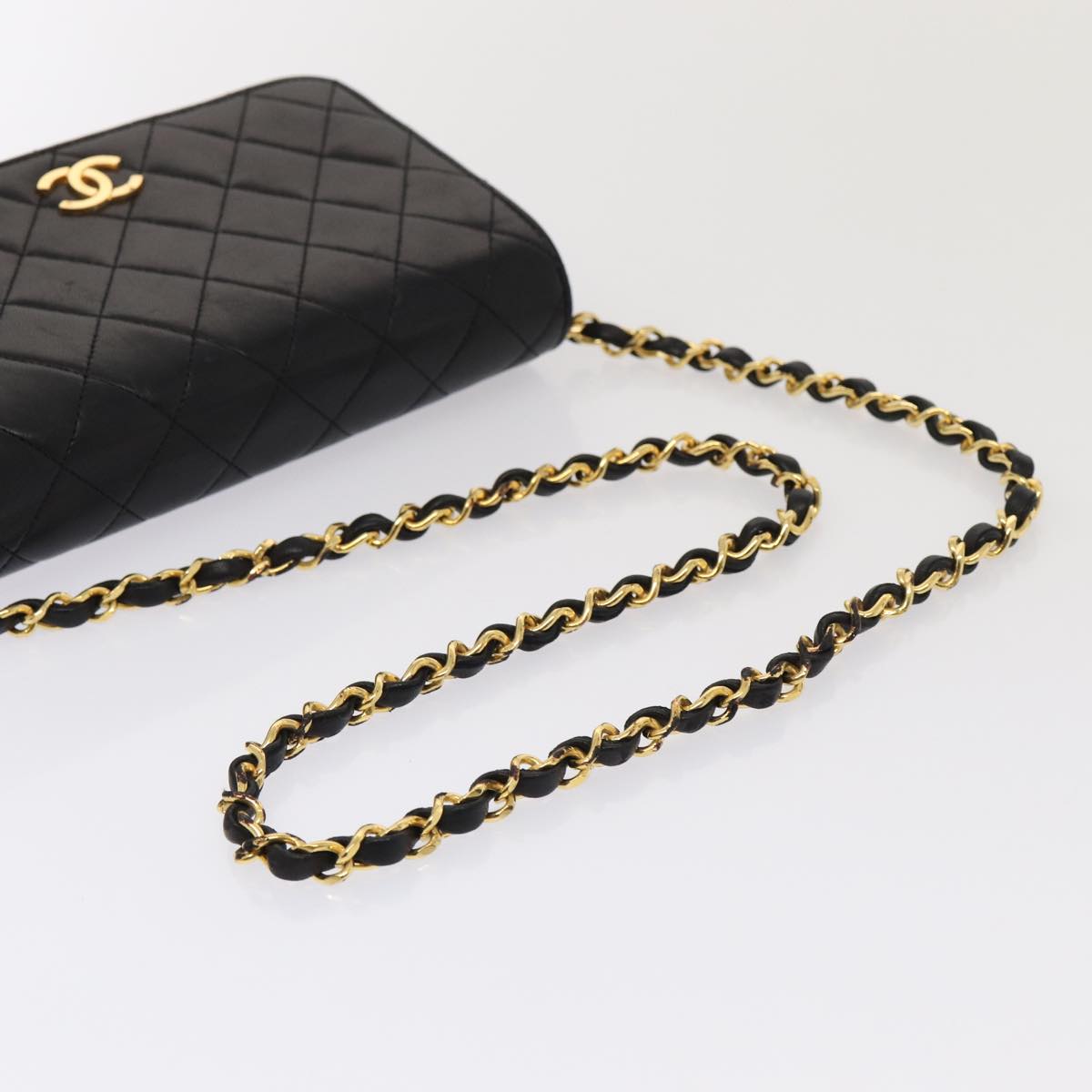 CHANEL Matelasse Chain Shoulder Bag Lamb Skin Black CC Auth 79381