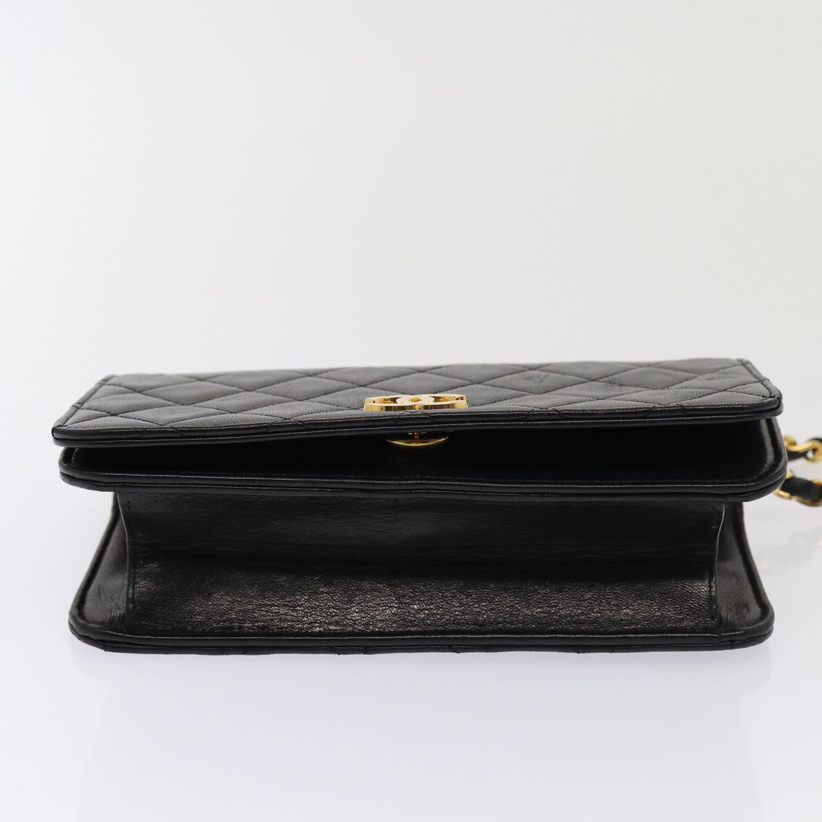 CHANEL Matelasse Chain Shoulder Bag Lamb Skin Black CC Auth 79381