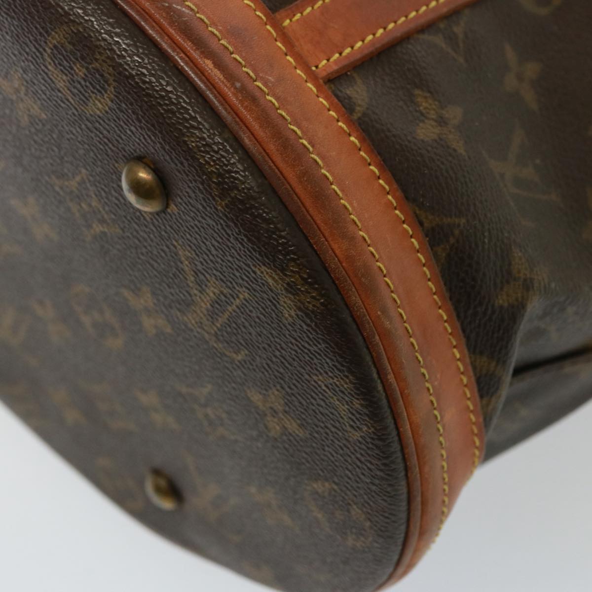 LOUIS VUITTON Monogram Bucket GM Shoulder Bag M42236 LV Auth 79394