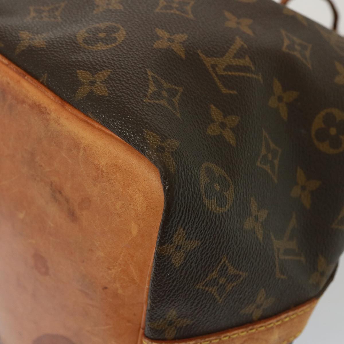 LOUIS VUITTON Monogram Petit Noe Shoulder Bag M42226 LV Auth 79396