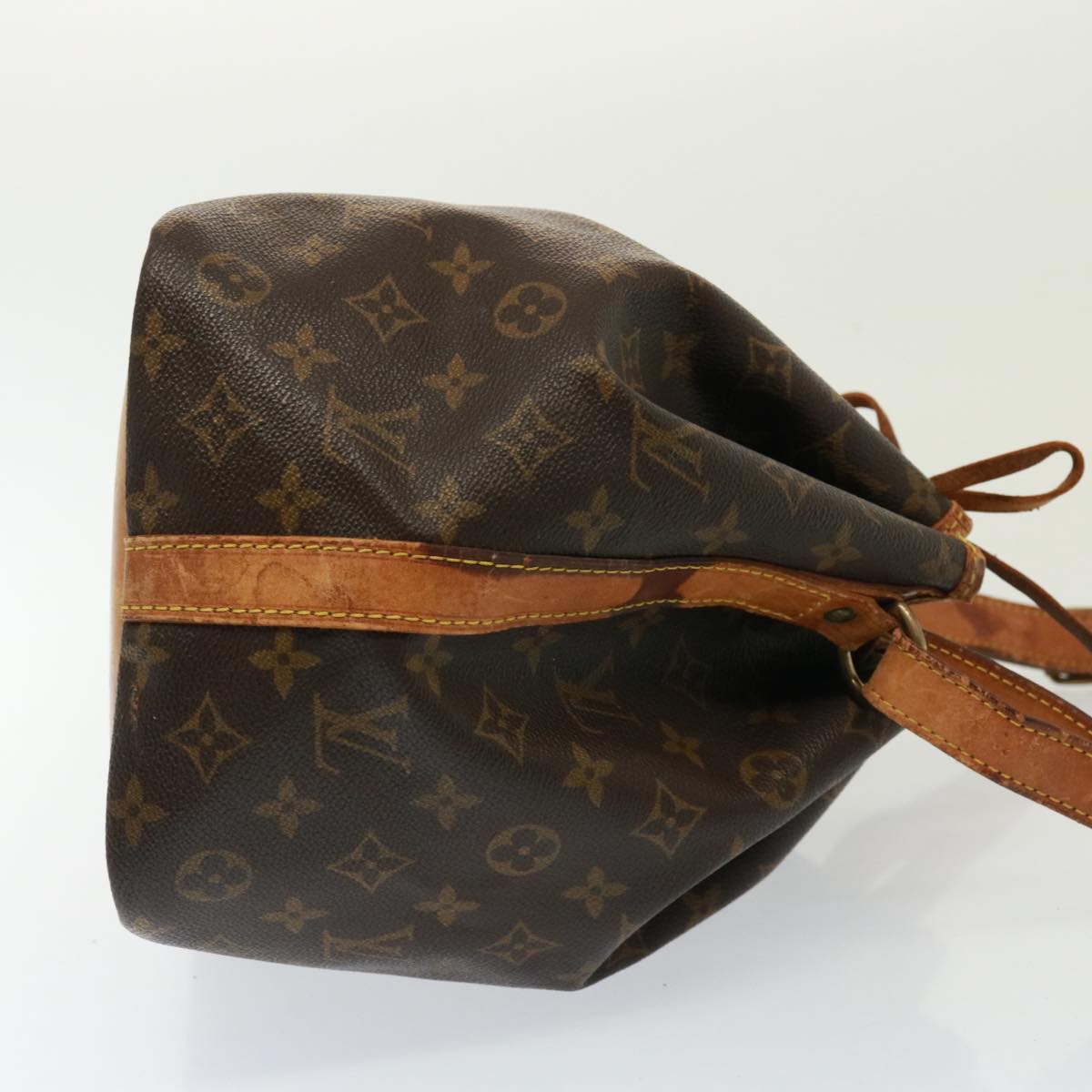 LOUIS VUITTON Monogram Petit Noe Shoulder Bag M42226 LV Auth 79396