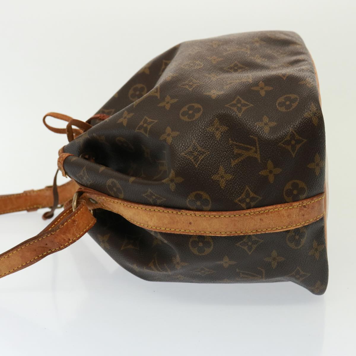 LOUIS VUITTON Monogram Petit Noe Shoulder Bag M42226 LV Auth 79396