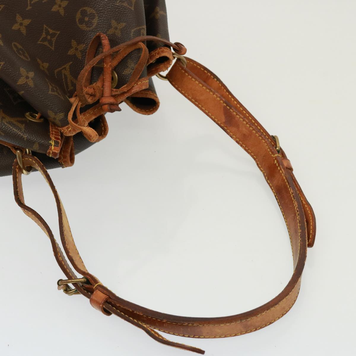 LOUIS VUITTON Monogram Petit Noe Shoulder Bag M42226 LV Auth 79396