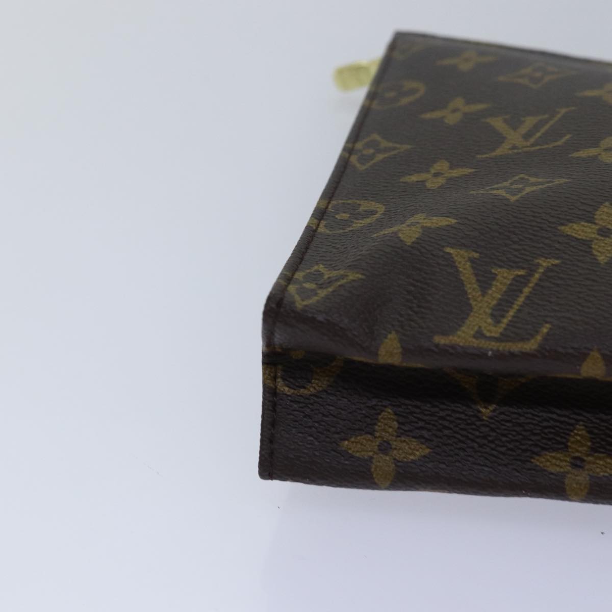 LOUIS VUITTON Monogram Poche Toilette 26 Pouch M47542 LV Auth 79428