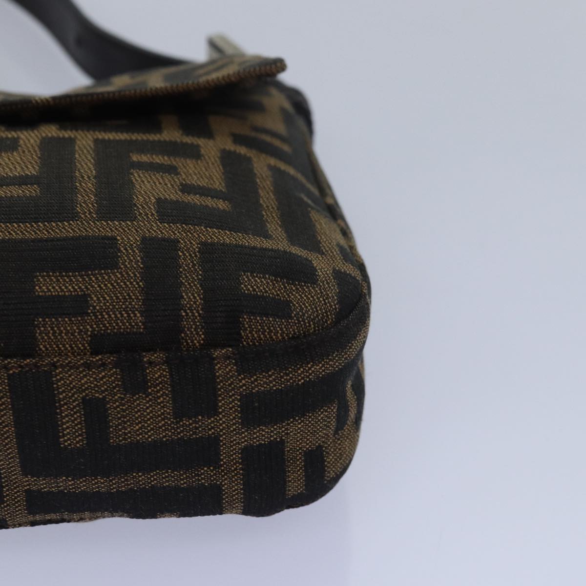 FENDI Zucca Canvas Mamma Baguette Shoulder Bag Brown Black Auth 79451A