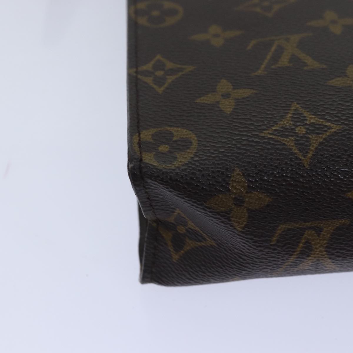 LOUIS VUITTON Monogram Poche Toilette 26 Pouch M47542 LV Auth 79592