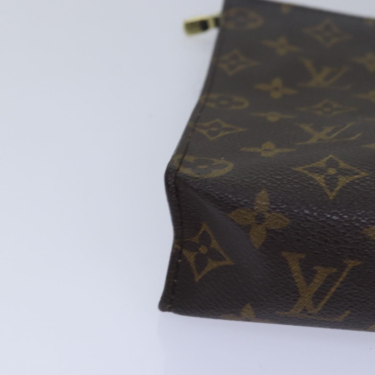 LOUIS VUITTON Monogram Poche Toilette 26 Pouch M47542 LV Auth 79592