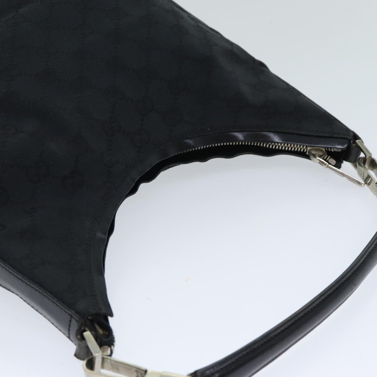 GUCCI GG Canvas Shoulder Bag Black 000 0602 Auth 79599