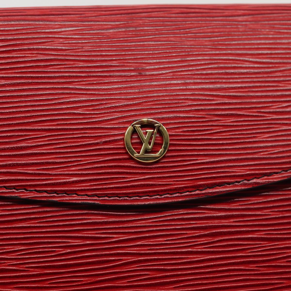 LOUIS VUITTON Epi Montagne 20 Clutch Bag Red LV Auth 79657