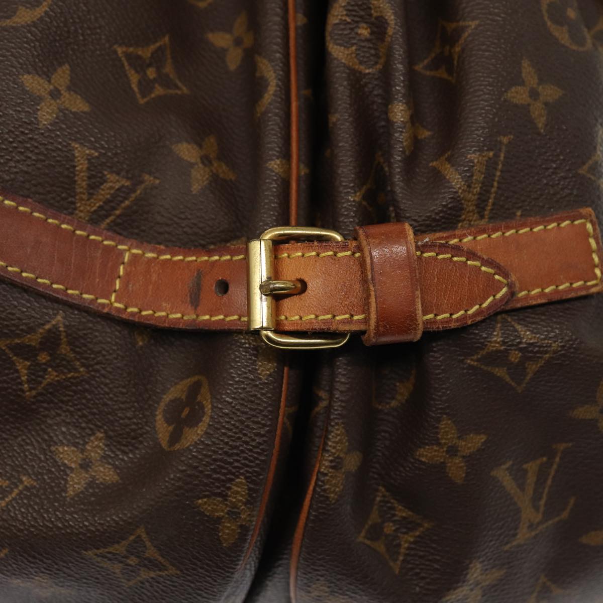 LOUIS VUITTON Monogram Saumur 35 Shoulder Bag M42254 LV Auth 79697