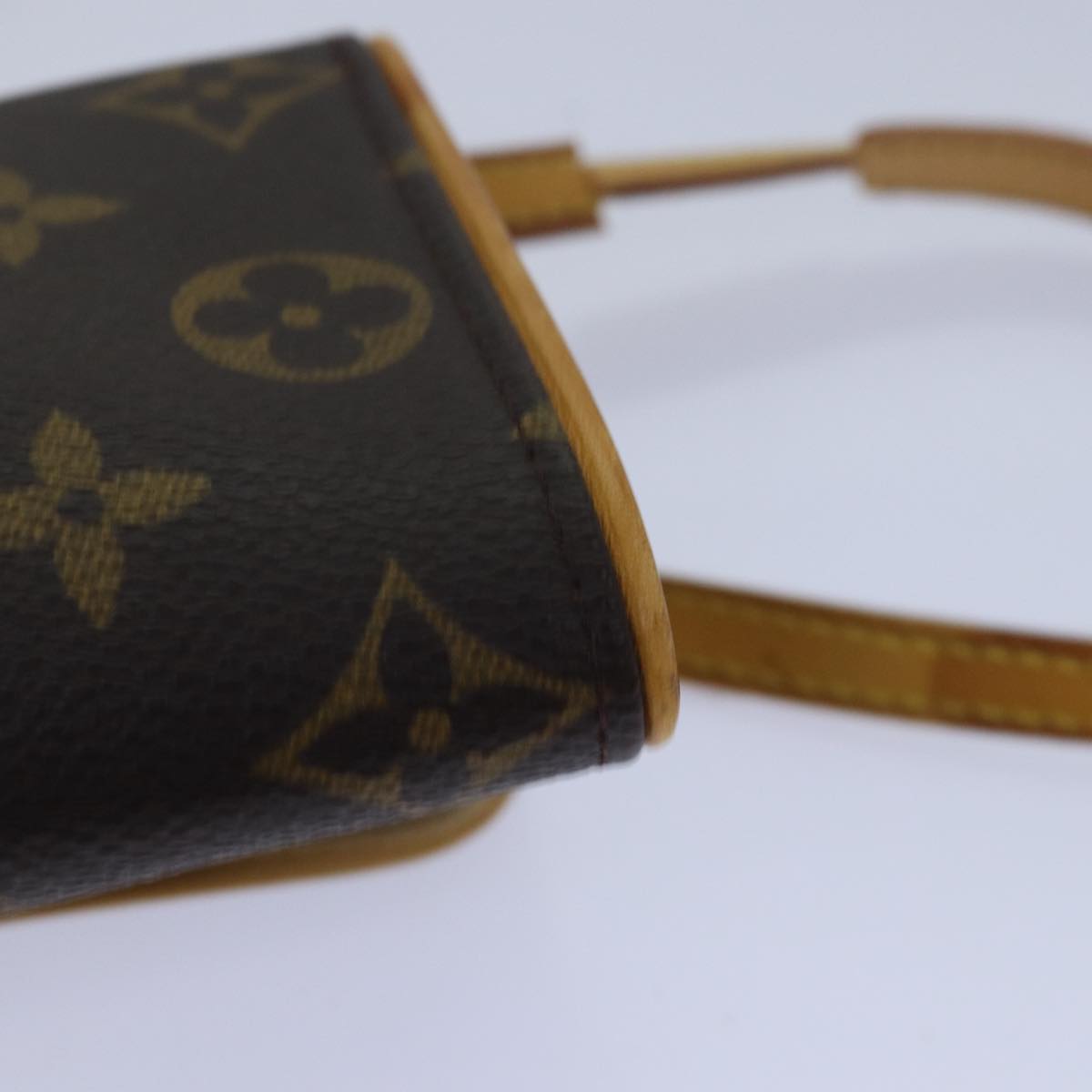 LOUIS VUITTON Monogram Pochette Twin PM Shoulder Bag M51854 LV Auth 79810