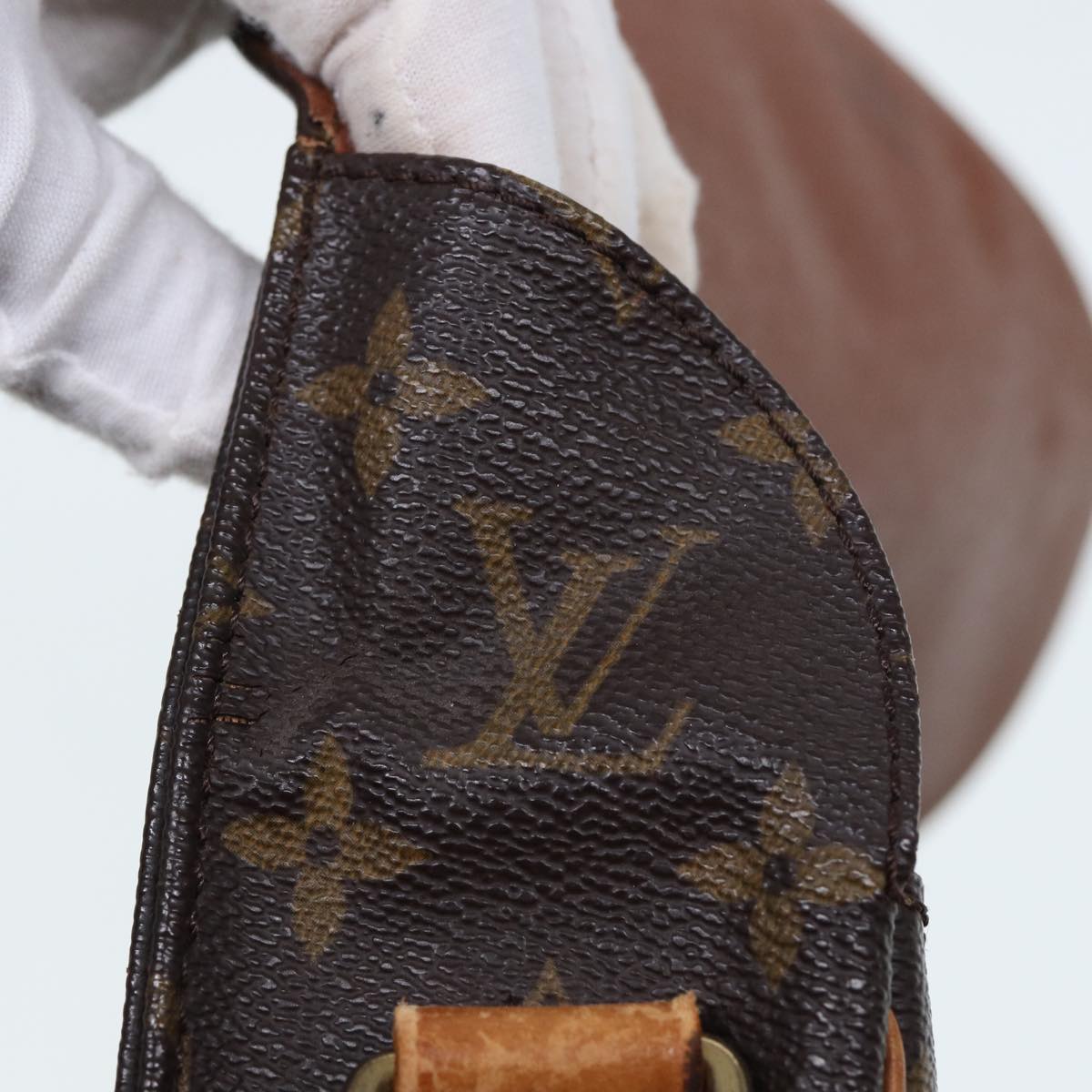 LOUIS VUITTON Monogram Cartouchiere MM Shoulder Bag M51253 LV Auth 79827