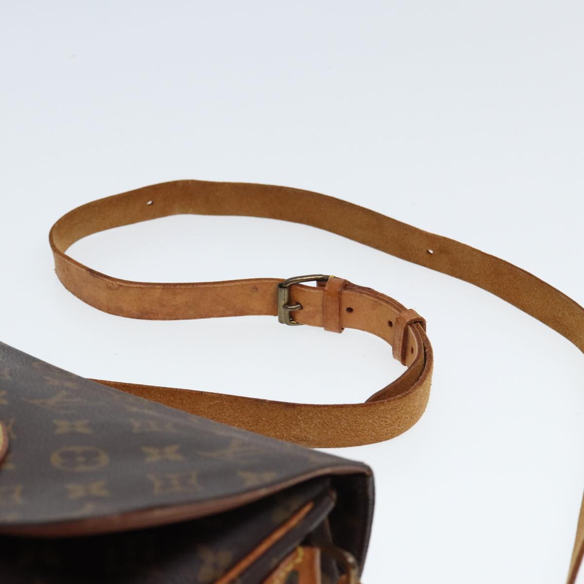 LOUIS VUITTON Monogram Cartouchiere MM Shoulder Bag M51253 LV Auth 79827