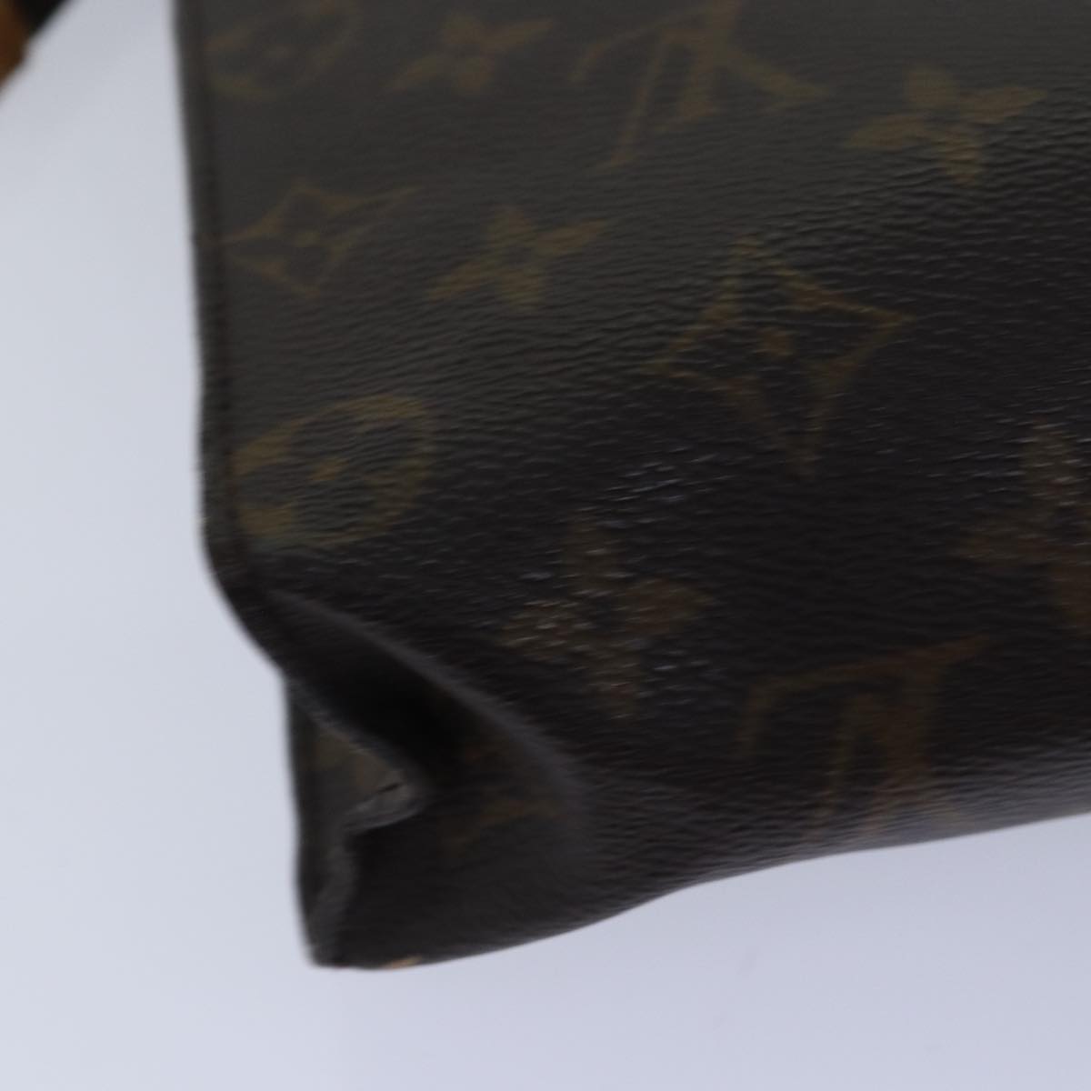 LOUIS VUITTON Monogram Poche Toilette 26 Pouch M47542 LV Auth 79929