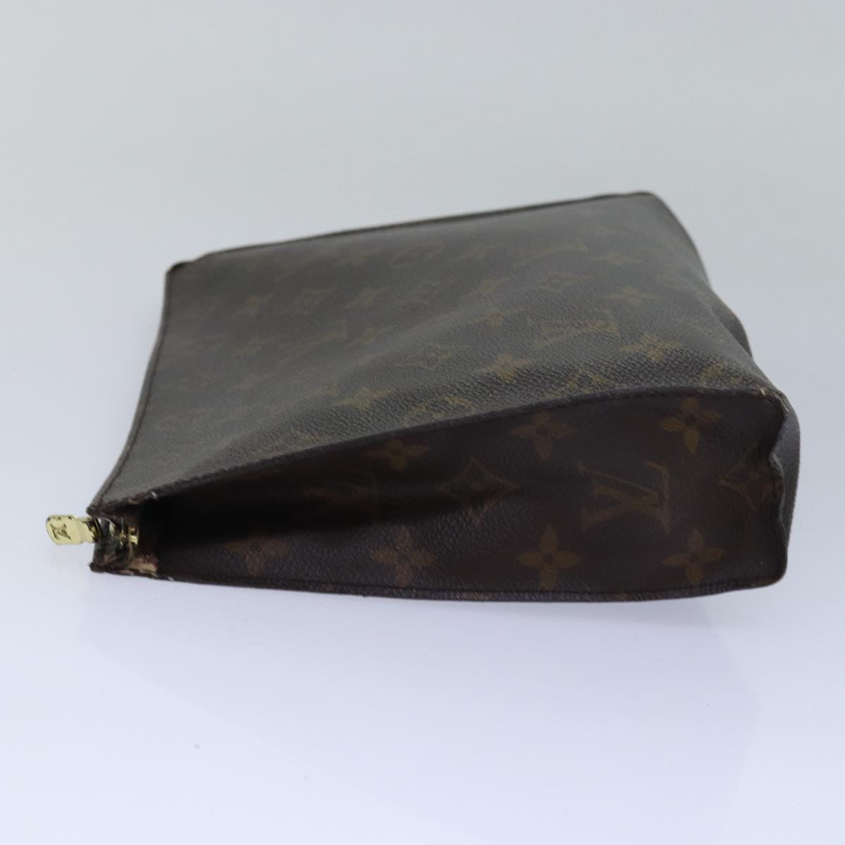 LOUIS VUITTON Monogram Poche Toilette 26 Pouch M47542 LV Auth 79929