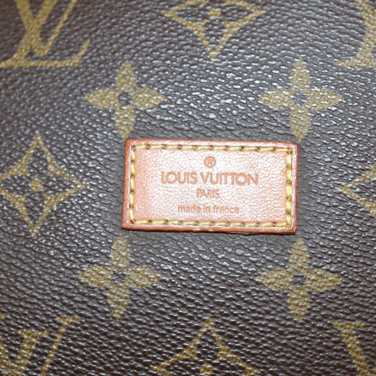 LOUIS VUITTON Monogram Saumur 30 Shoulder Bag M42256 LV Auth 79967