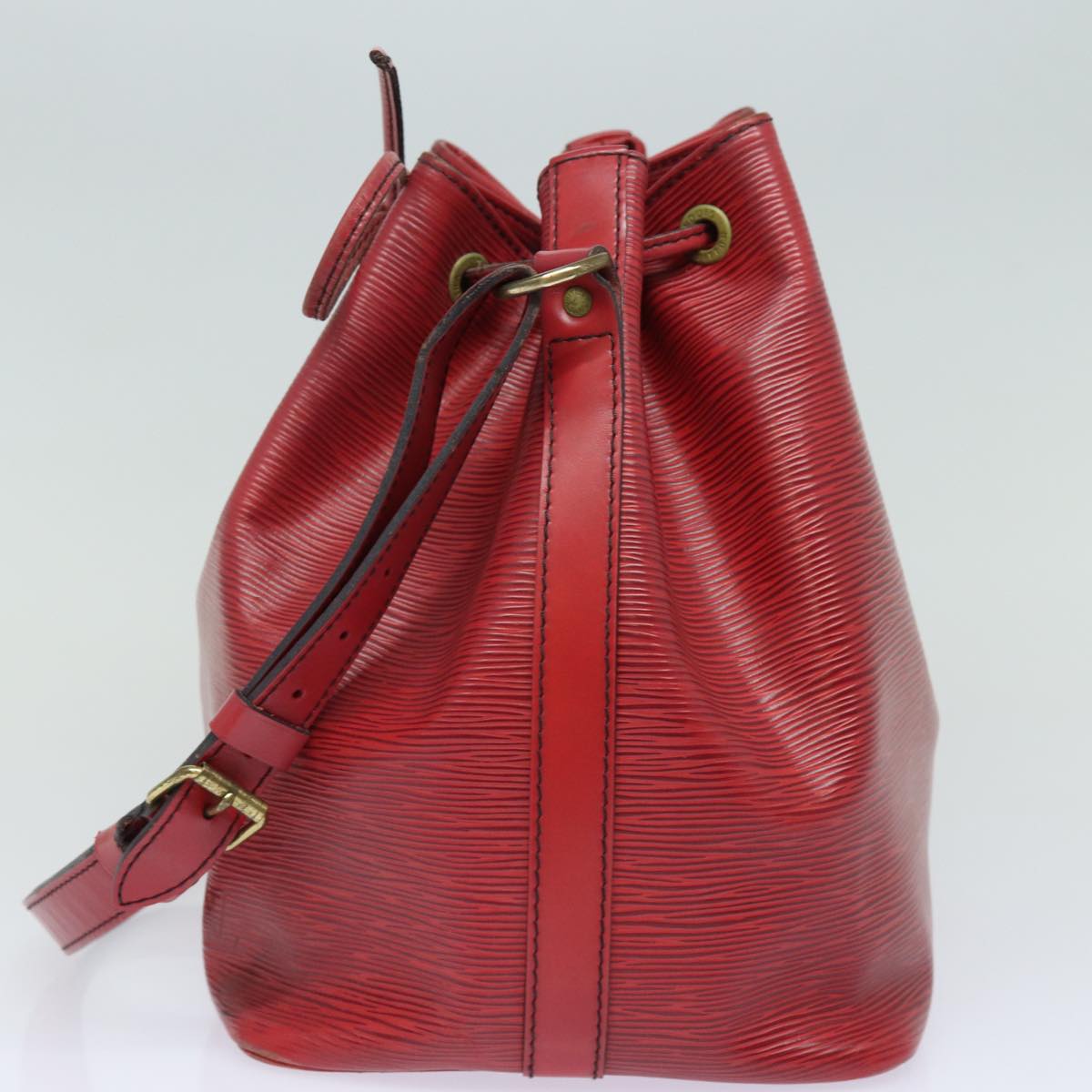 LOUIS VUITTON Epi Petit Noe Shoulder Bag Red M44107 LV Auth 79998