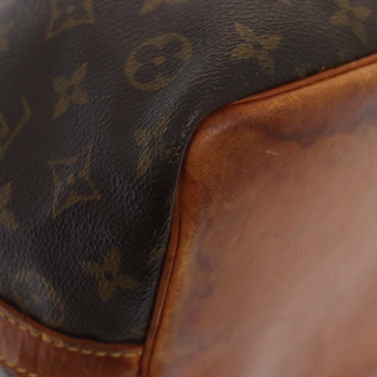 LOUIS VUITTON Monogram Petit Noe Shoulder Bag M42226 LV Auth 80026