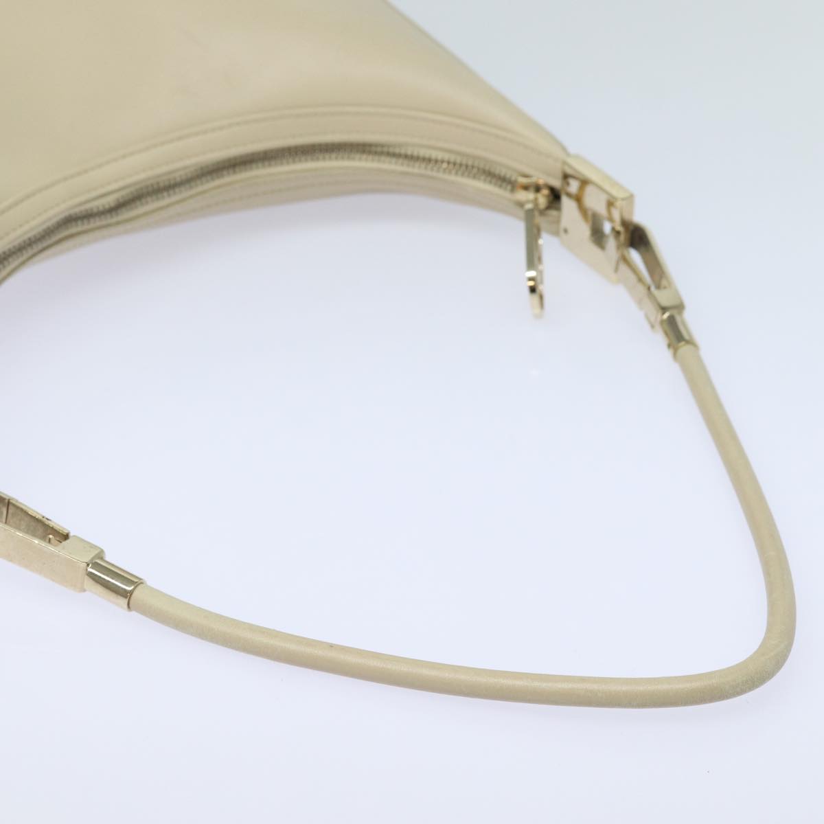 GUCCI Shoulder Bag Leather White 001 3812 Auth 80118