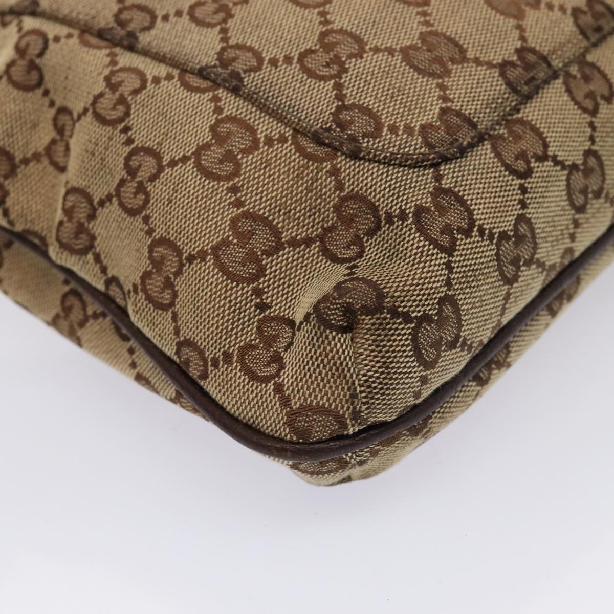 GUCCI GG Canvas Shoulder Bag Beige 122793 Auth 80131