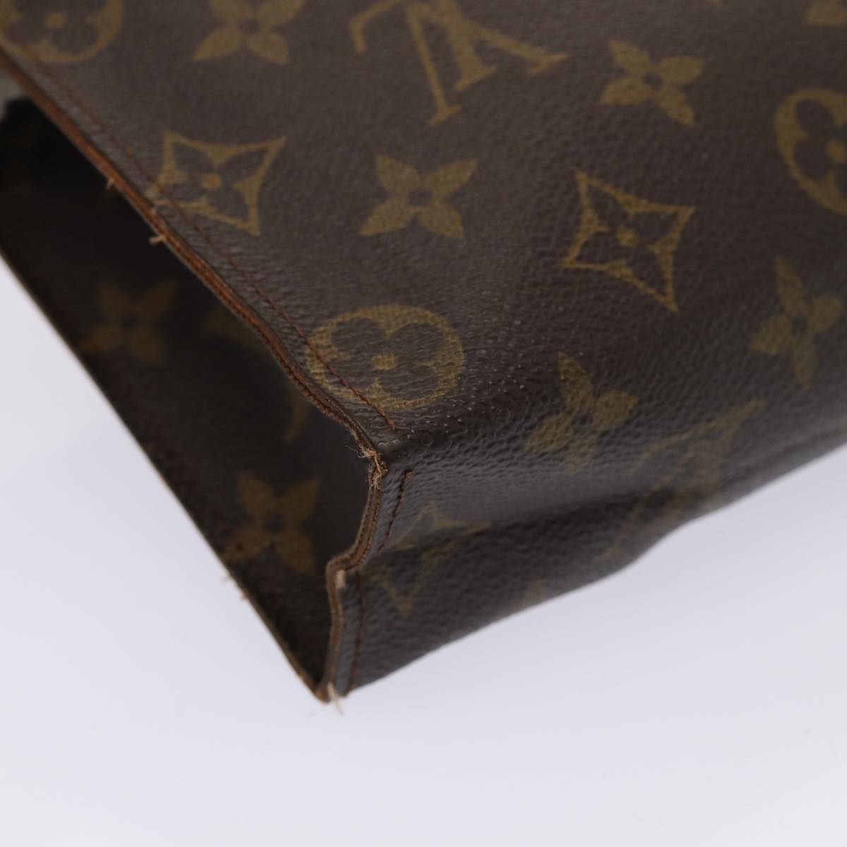 LOUIS VUITTON Monogram Poche Toilette 26 Pouch M47542 LV Auth 80297