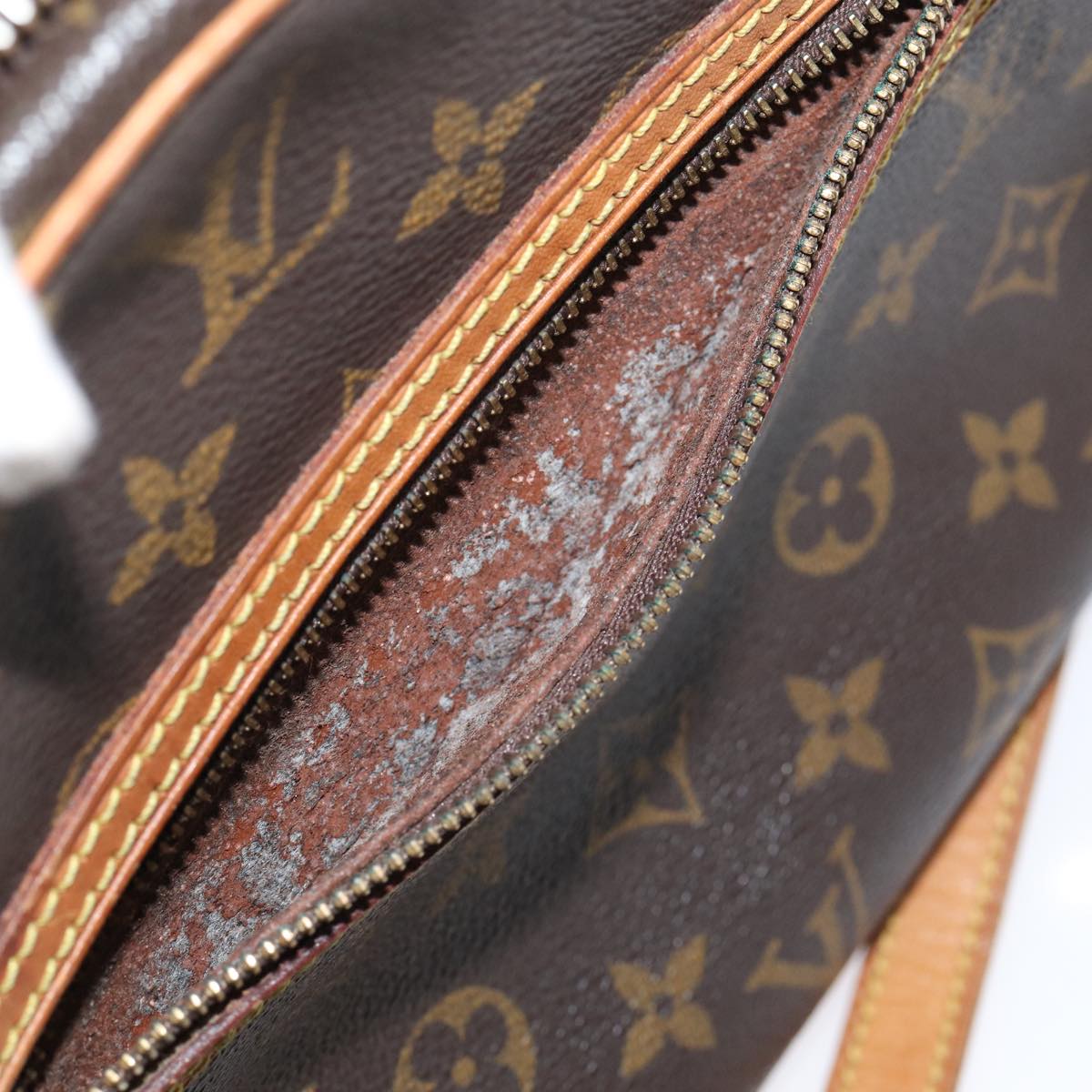 LOUIS VUITTON Monogram Senlis Shoulder Bag M51222 LV Auth 80335