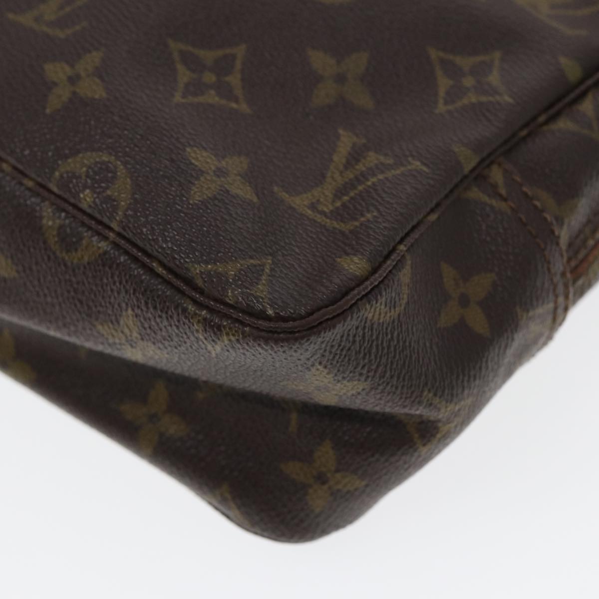 LOUIS VUITTON Monogram Trousse Toilette 28 Clutch Bag M47522 LV Auth 80418