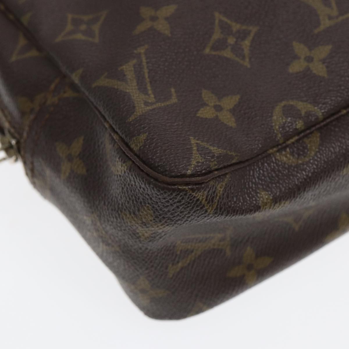 LOUIS VUITTON Monogram Trousse Toilette 28 Clutch Bag M47522 LV Auth 80418