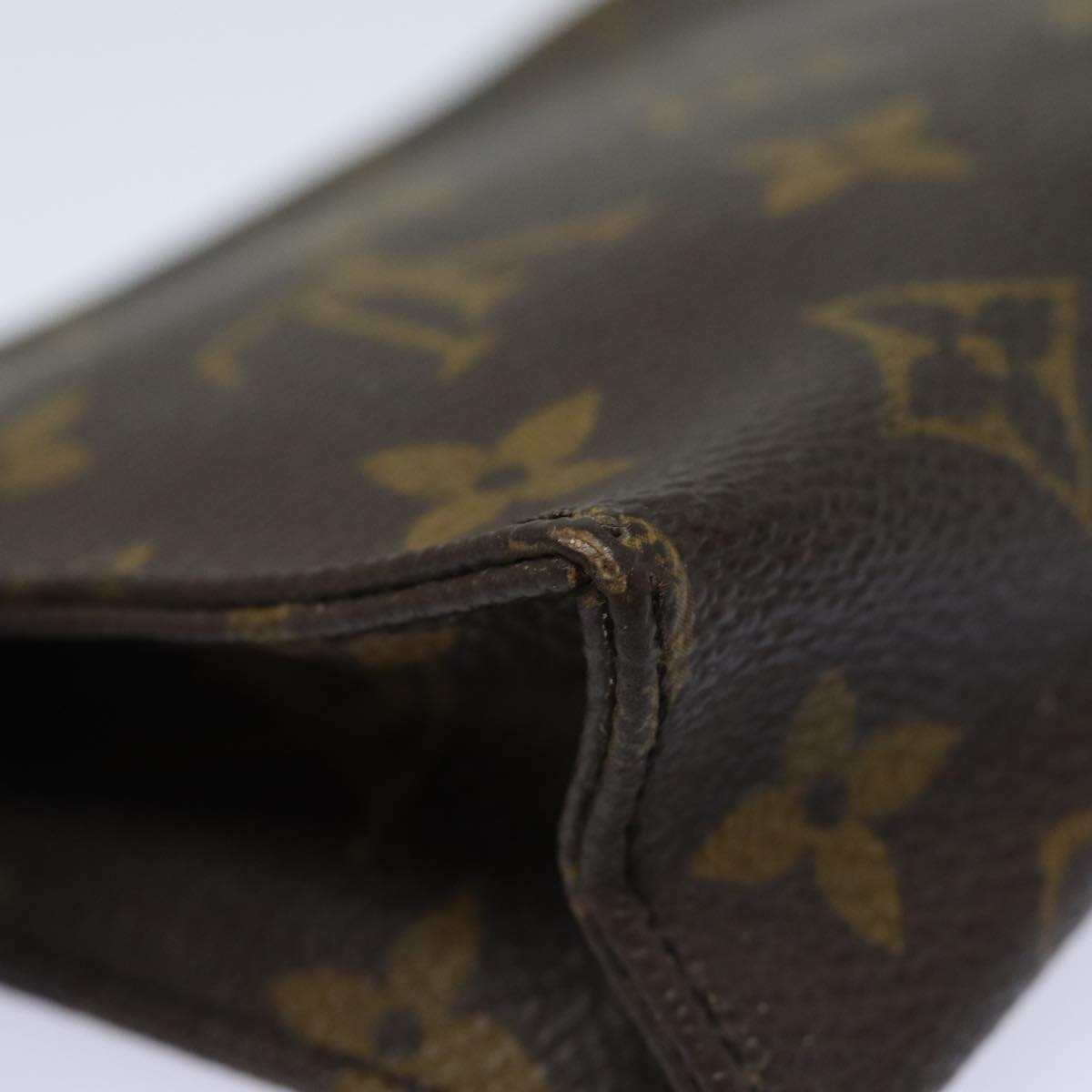 LOUIS VUITTON Monogram Poche Toilette 15 Pouch M47546 LV Auth 80427