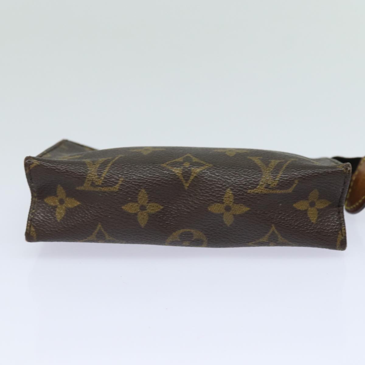 LOUIS VUITTON Monogram Poche Toilette 15 Pouch M47546 LV Auth 80427