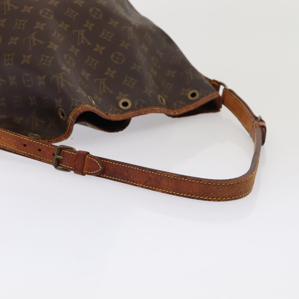 LOUIS VUITTON Monogram Noe Shoulder Bag M42224 LV Auth 80473