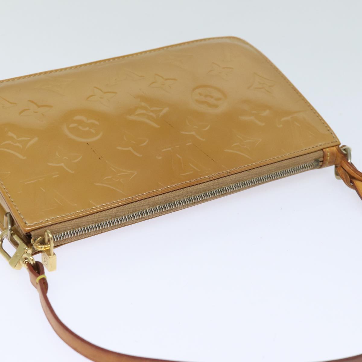 LOUIS VUITTON Monogram Vernis Lexington Accessory Pouch Beige M91010 Auth 80487