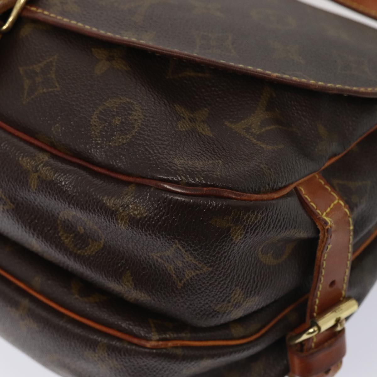 LOUIS VUITTON Monogram Saumur 30 Shoulder Bag M42256 LV Auth 80523