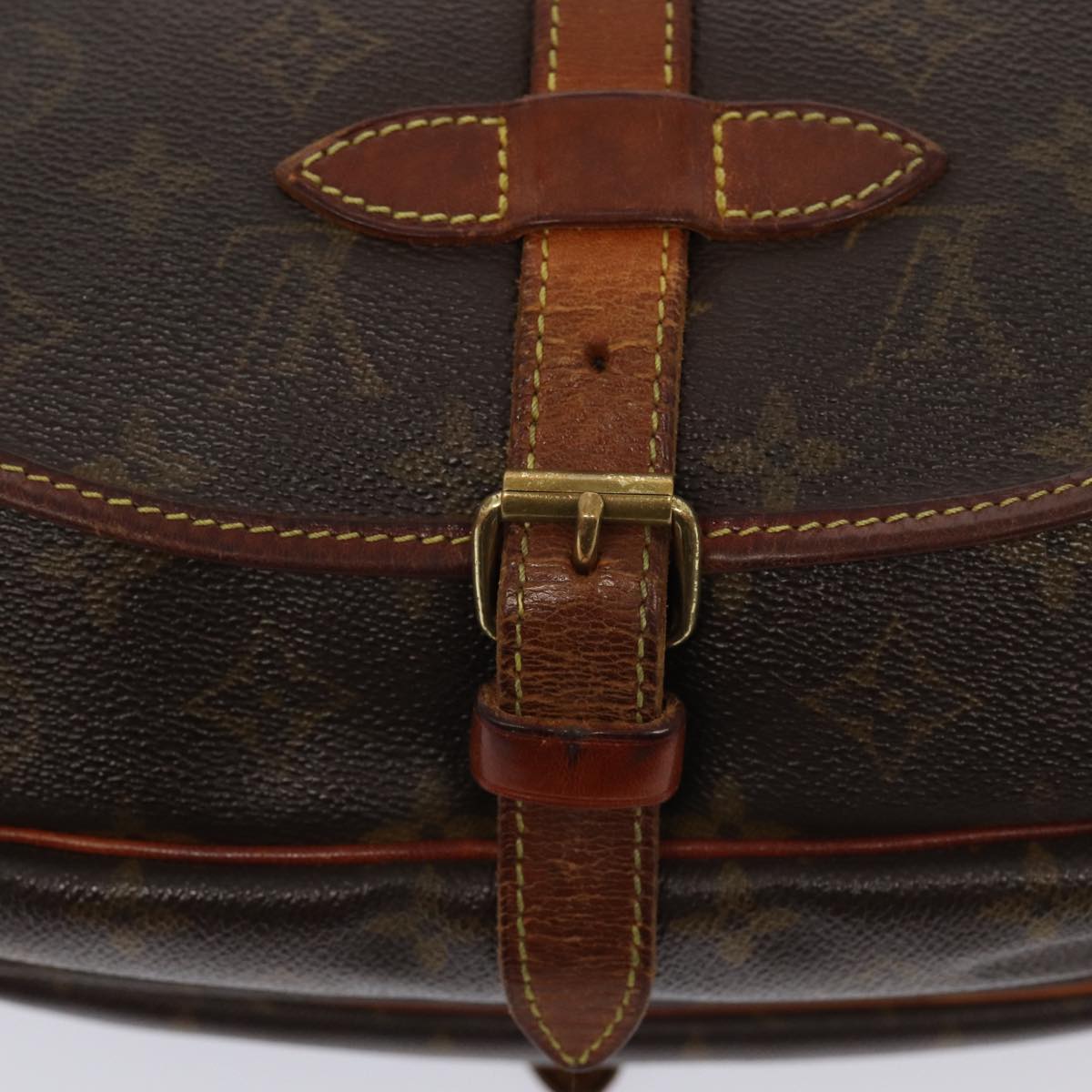 LOUIS VUITTON Monogram Saumur 30 Shoulder Bag M42256 LV Auth 80523