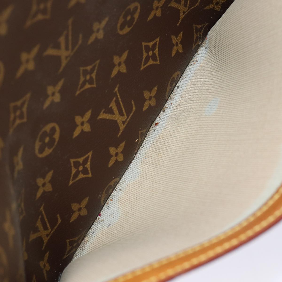 LOUIS VUITTON Monogram Reporter GM Shoulder Bag M45252 LV Auth 80643