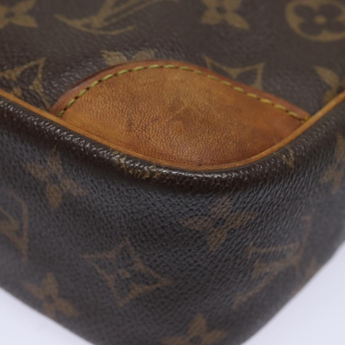 LOUIS VUITTON Monogram Compiegne 28 Clutch Bag M51845 LV Auth 80650