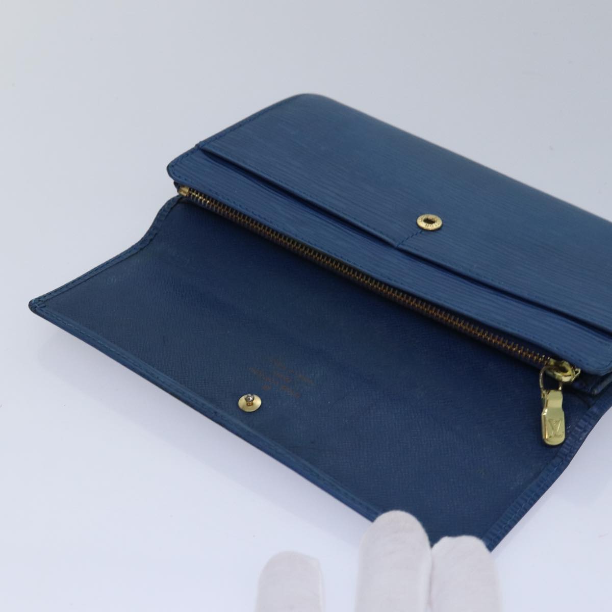 LOUIS VUITTON Epi Pochette Porte Monnaie Credit Wallet Blue M63575 LV Auth 80669