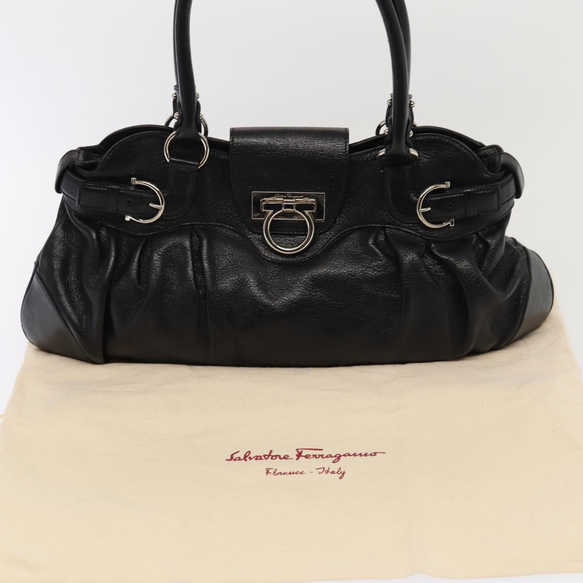 Salvatore Ferragamo Gancini Shoulder Bag Leather Black Auth 80685