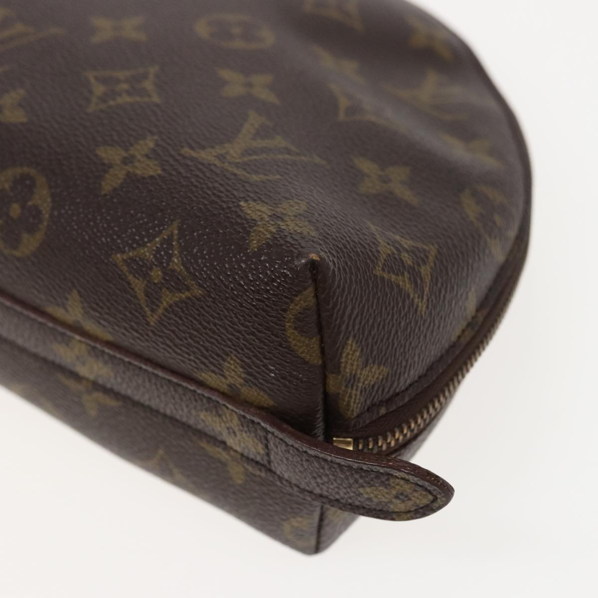 LOUIS VUITTON Monogram Trousse Demi Ronde Cosmetic Pouch M47520 LV Auth 80721