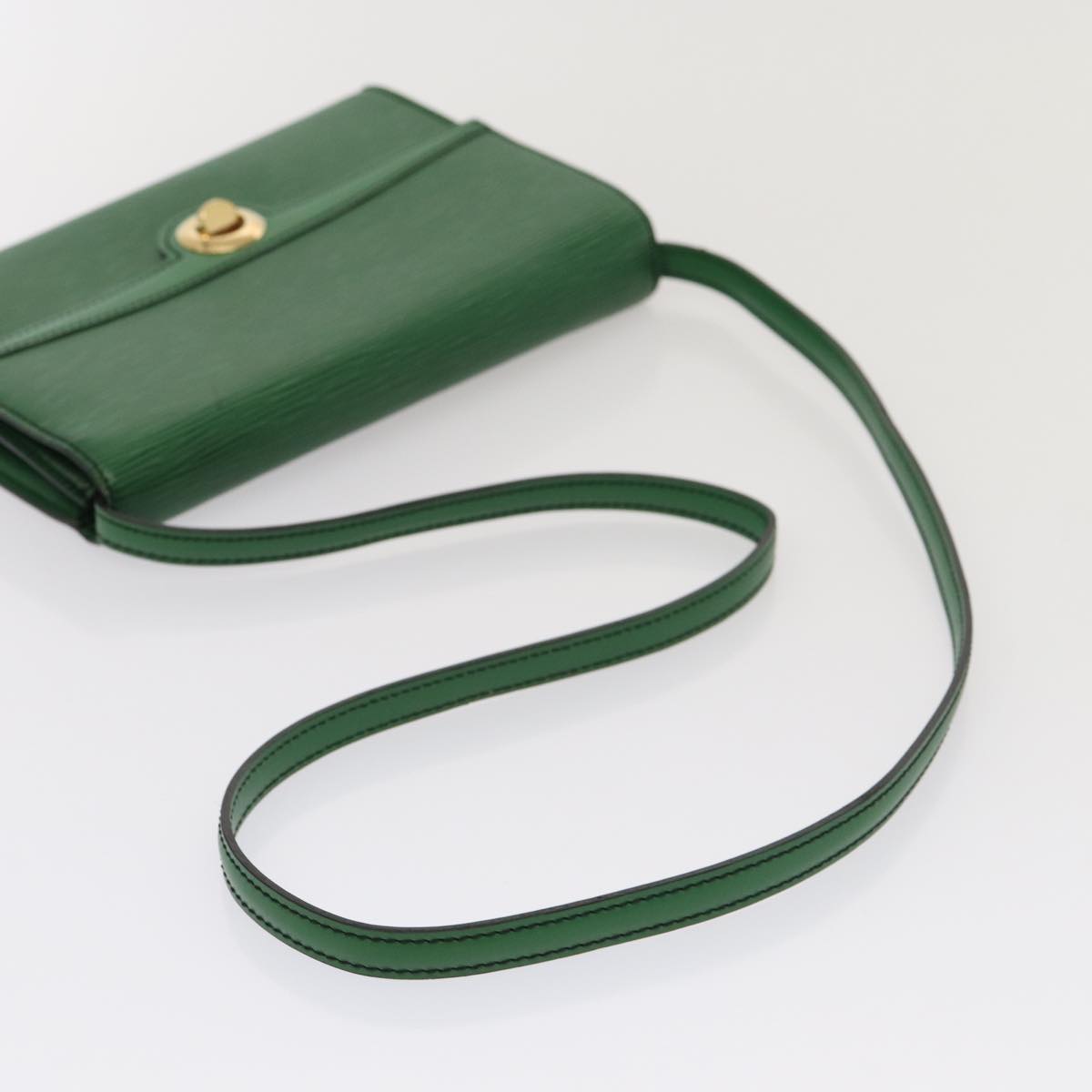 LOUIS VUITTON Epi Pochette Arche Shoulder Bag Green M52574 LV Auth 80726