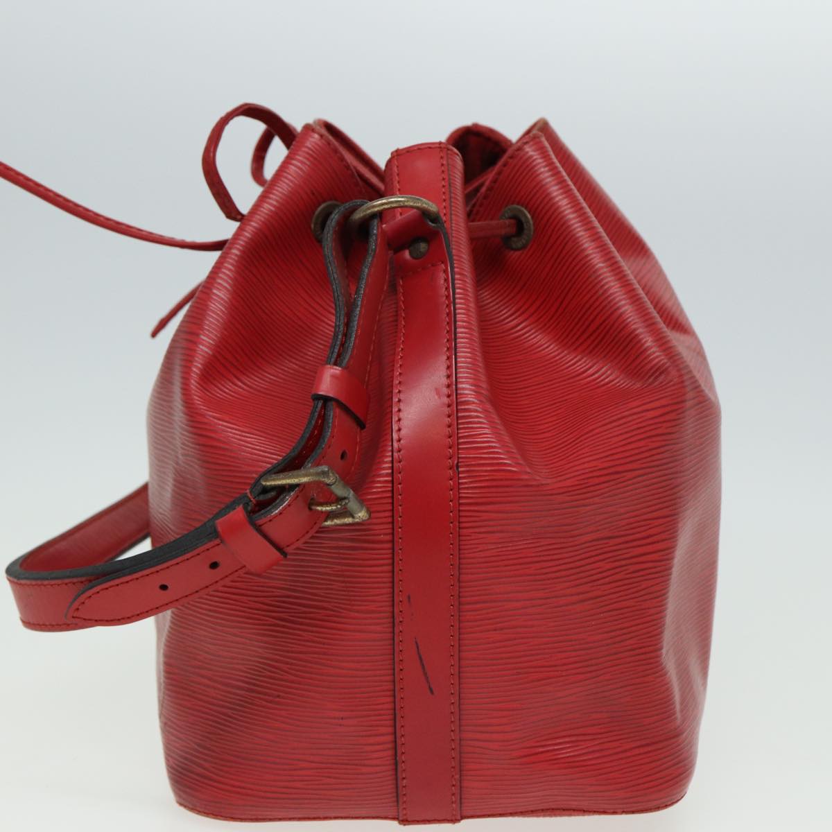 LOUIS VUITTON Epi Petit Noe Shoulder Bag Red M44107 LV Auth 80767