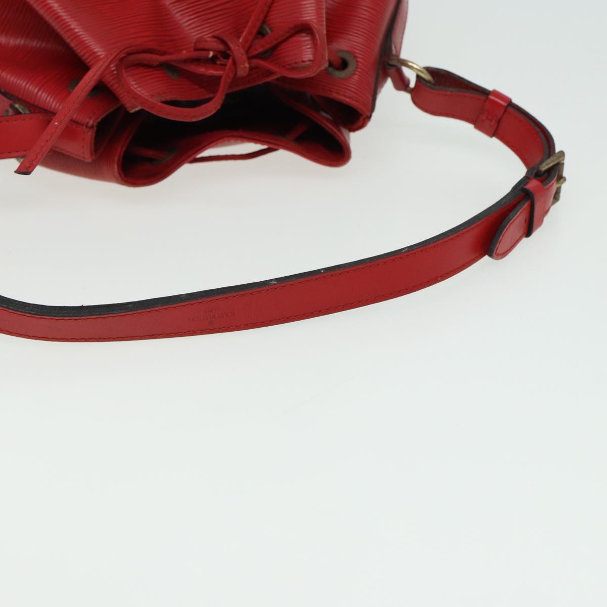 LOUIS VUITTON Epi Petit Noe Shoulder Bag Red M44107 LV Auth 80767